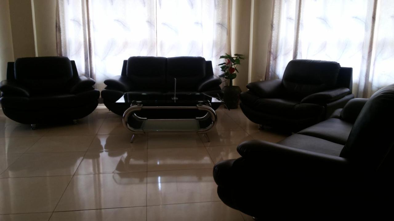 Hotel Good News Lira Εξωτερικό φωτογραφία