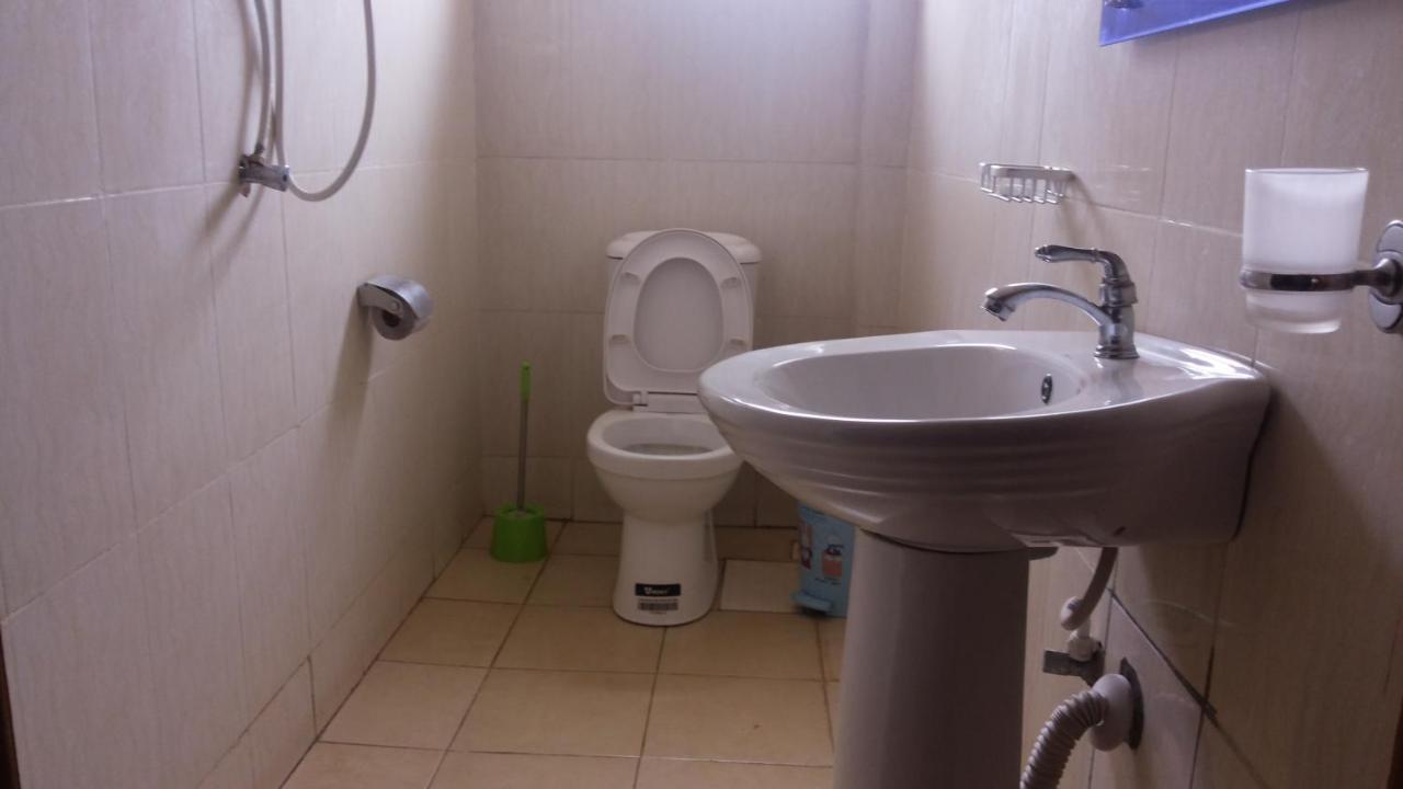Hotel Good News Lira Εξωτερικό φωτογραφία