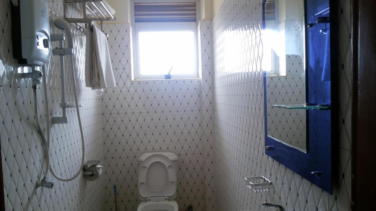 Hotel Good News Lira Εξωτερικό φωτογραφία