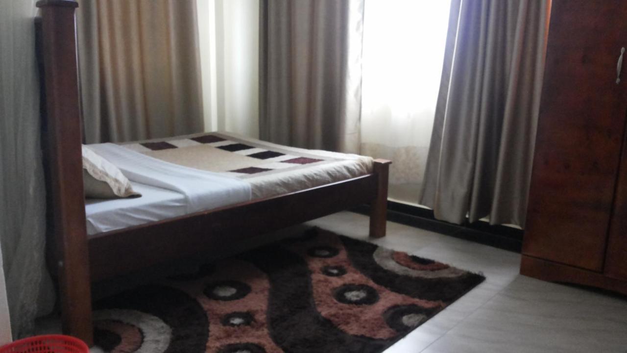 Hotel Good News Lira Εξωτερικό φωτογραφία