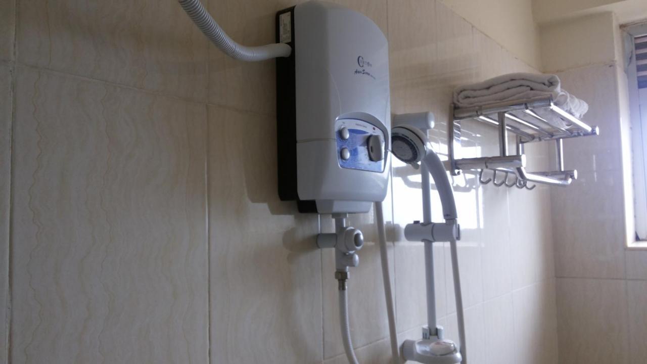 Hotel Good News Lira Εξωτερικό φωτογραφία