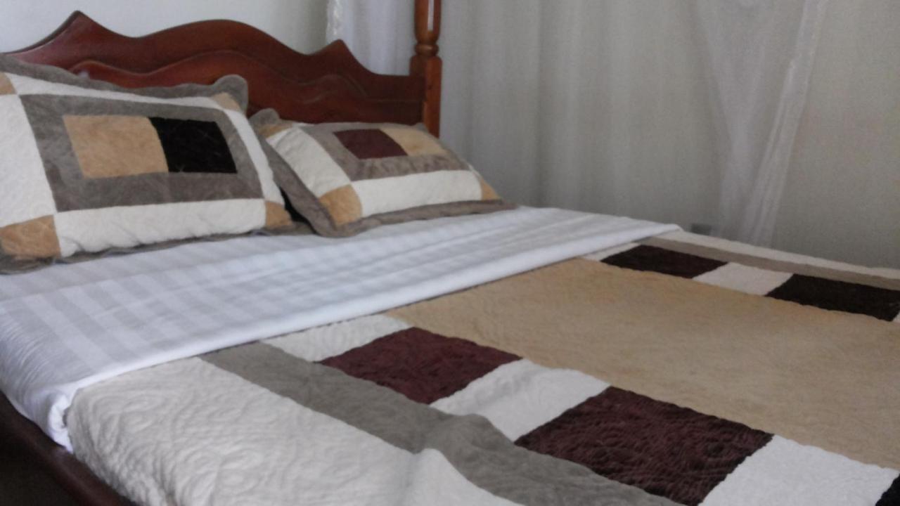 Hotel Good News Lira Εξωτερικό φωτογραφία